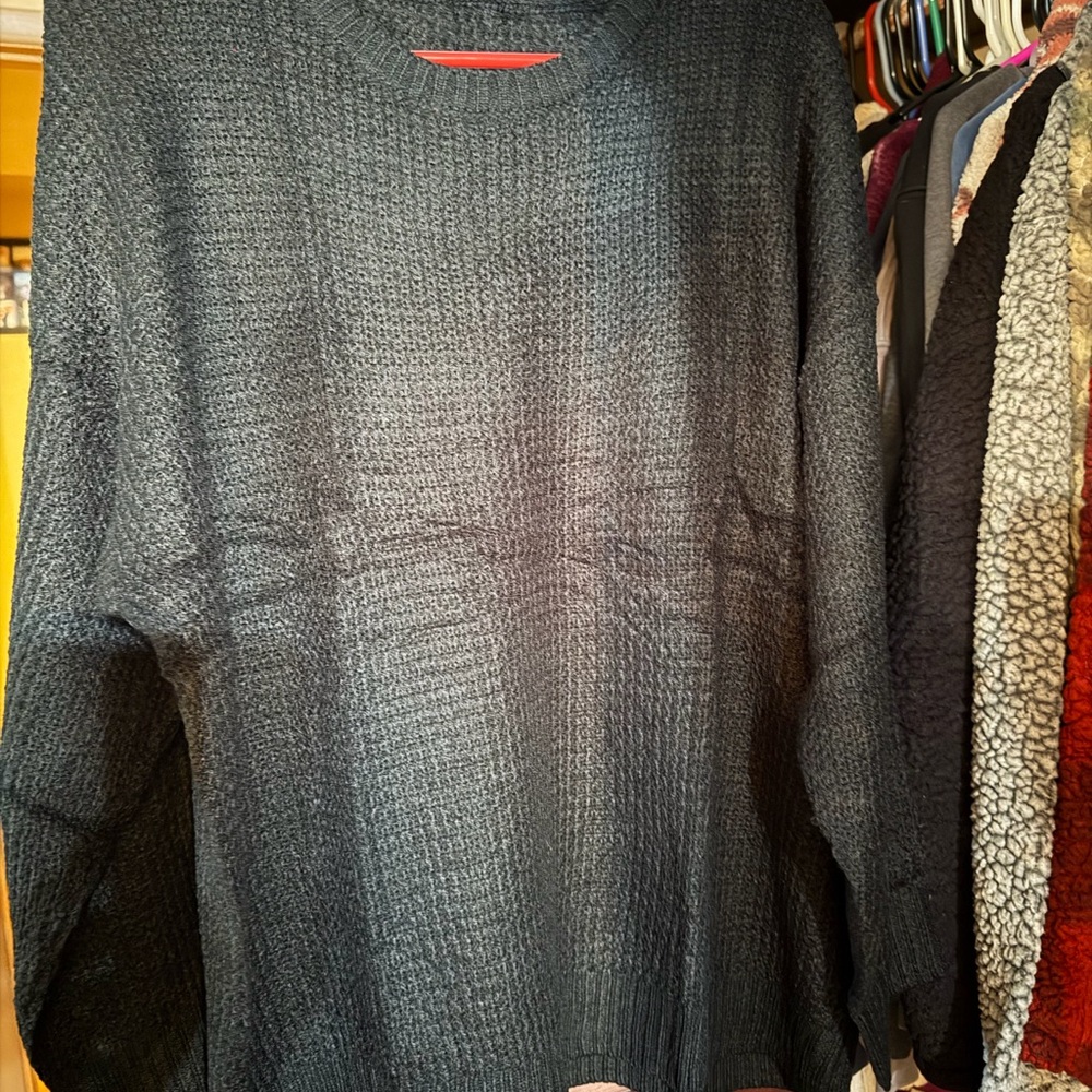 Elegant Black Crew Neck Waffle Sweater